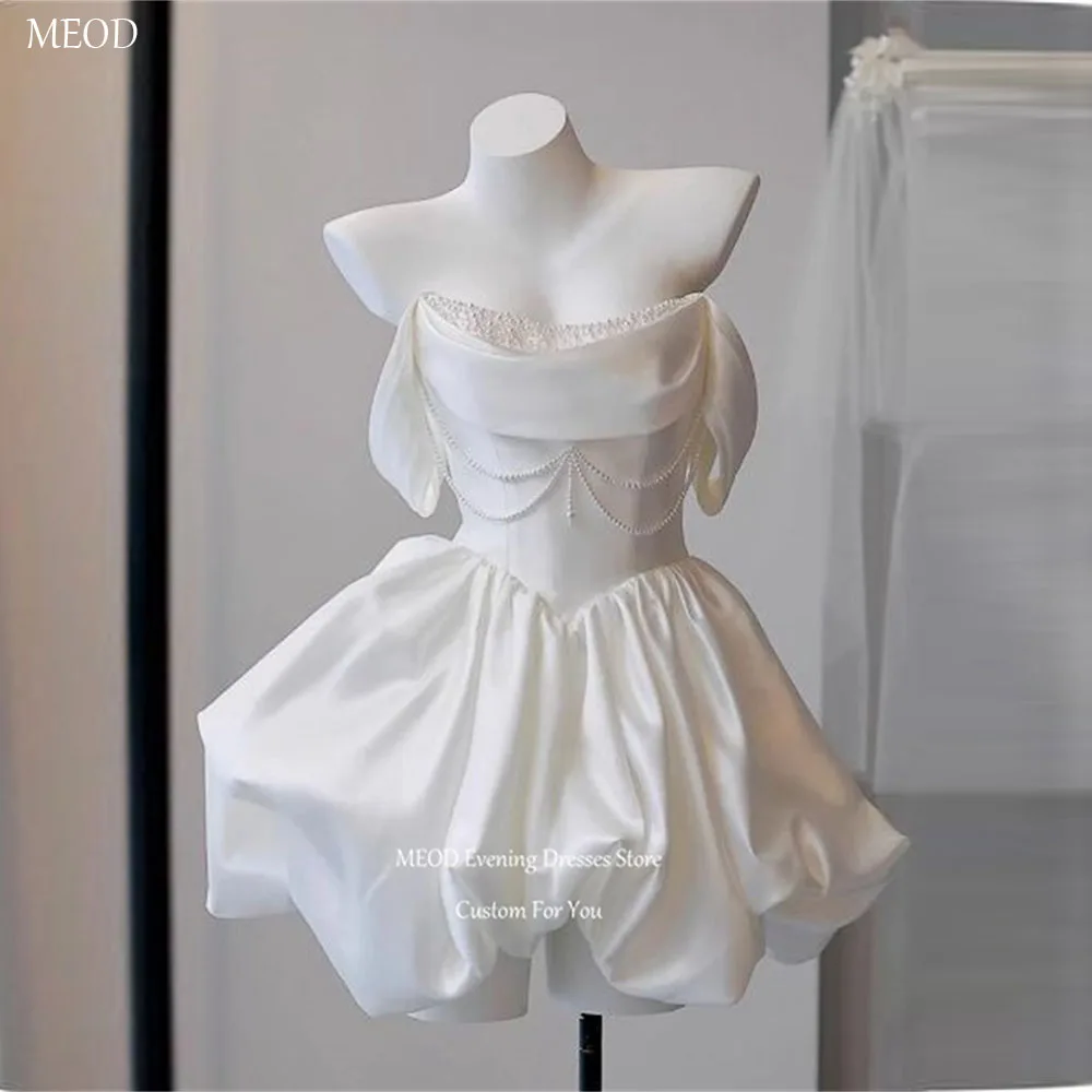 MEOD White Satin Short Wedding Dress Strapless Off The Shoulder Vestido Noiva Pearls Backless Mini Wedding Gown Customized
MEOD White Satin Short Wedding Dress Strapless Off The Shoulder Vestido Noiva Pearls Backless Mini Wedding Gown Customized