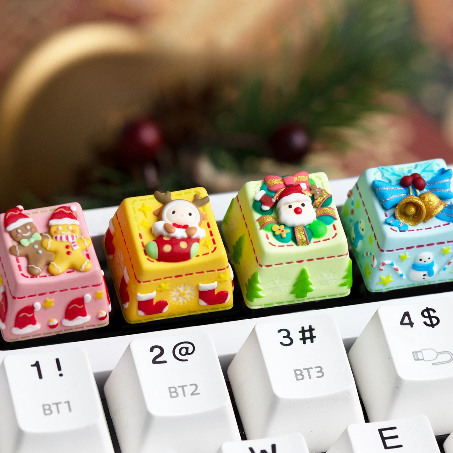 Embossed Christmas series keycaps Single creative original resin Cute mechanical keyboard cap Customized ESC gift
Embossed Christmas series keycaps Single creative original resin Cute mechanical keyboard cap Customized ESC gift
