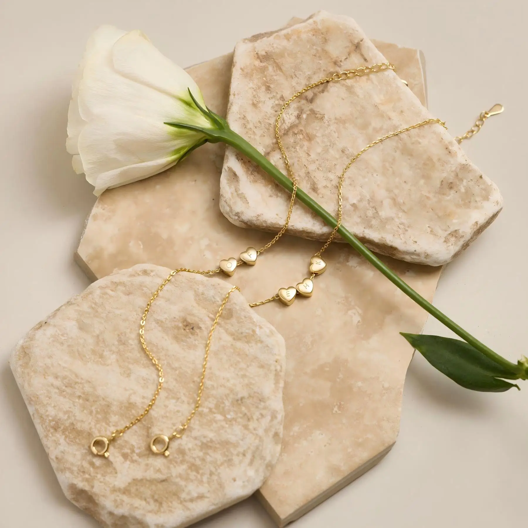 Micro 3D Heart Initial Bracelet Custom Name Engraved Personalized Dainty Jewelry Gift for Women Girls Copper 18K Gold Plated
Micro 3D Heart Initial Bracelet Custom Name Engraved Personalized Dainty Jewelry Gift for Women Girls Copper 18K Gold Plated