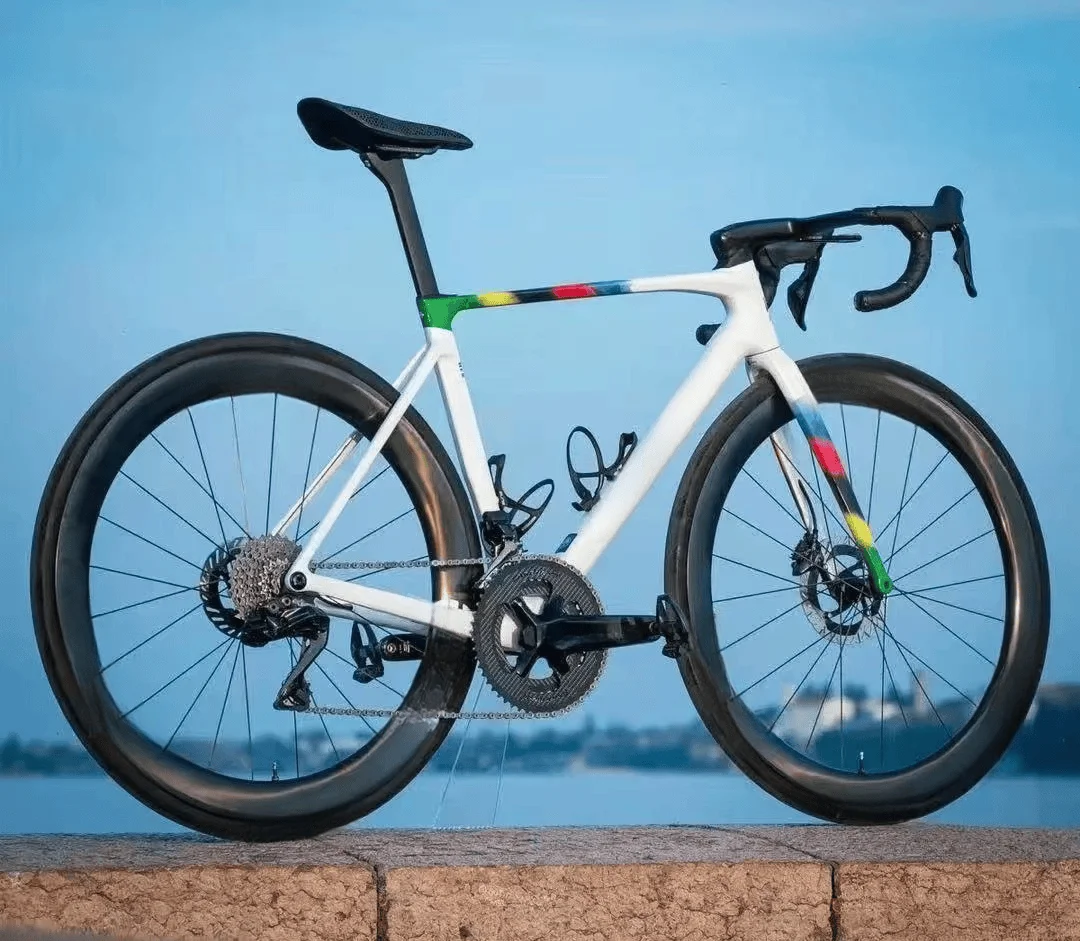 Carbon fiber bicycle V5RS, carbon frame, including handlebars, supports customized logo/color, aerodynamic frame
Carbon fiber bicycle V5RS, carbon frame, including handlebars, supports customized logo/color, aerodynamic frame