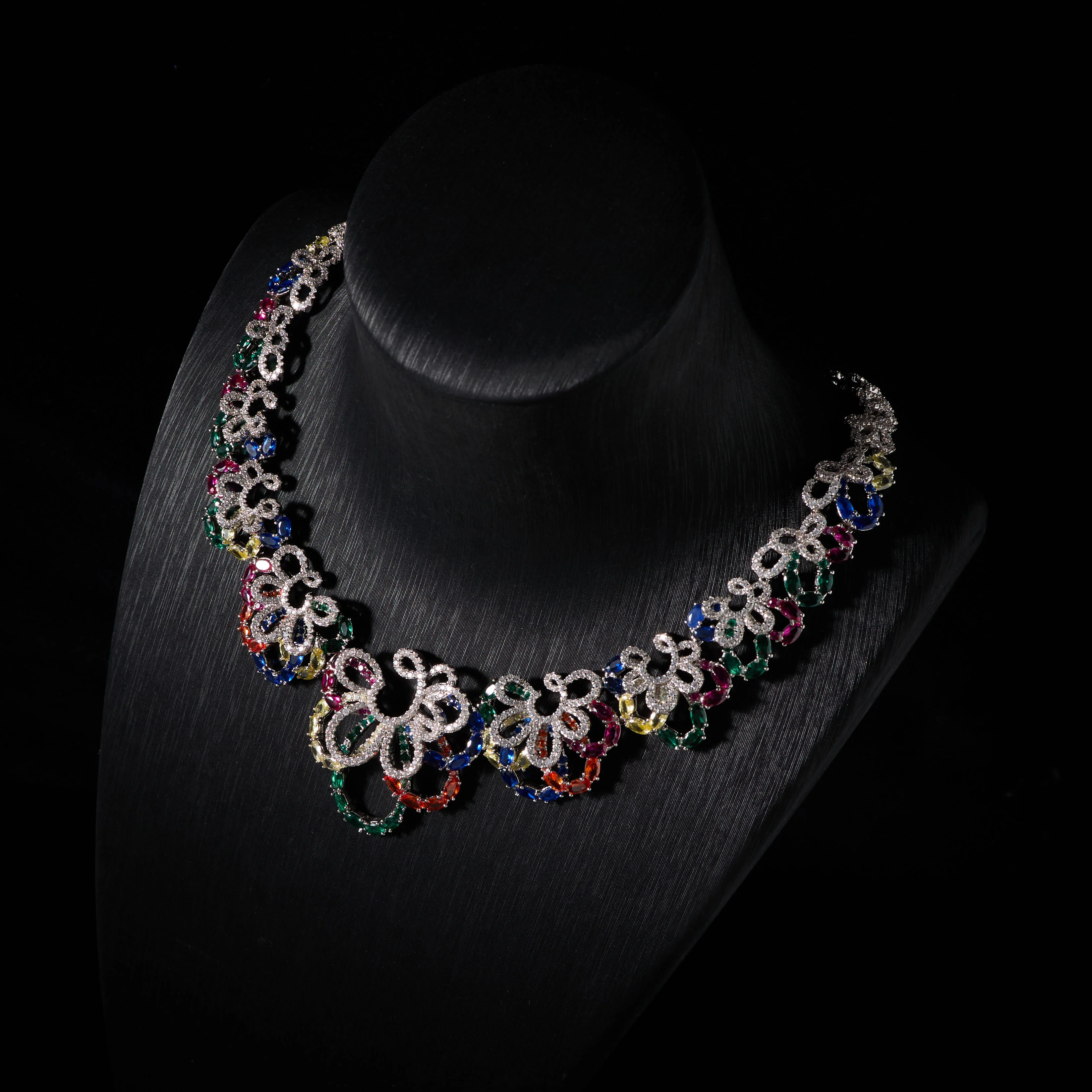 025497 New Trendy 4PCS Color Multi Luxury Flower Jewelry Set For Women Wedding Party Zircon Crystal Dubai Bridal Necklace Gift
025497 New Trendy 4PCS Color Multi Luxury Flower Jewelry Set For Women Wedding Party Zircon Crystal Dubai Bridal Necklace Gift