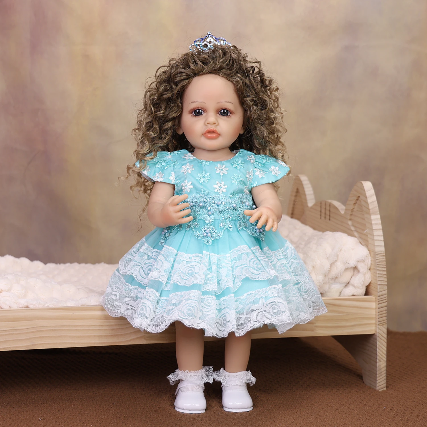 KEIUMI 22 Inch Bebe Reborn Doll Realistic Girl Skin Full Soft Silicone Vinyl Body Princess Toddler Bebe Christmas Gift
KEIUMI 22 Inch Bebe Reborn Doll Realistic Girl Skin Full Soft Silicone Vinyl Body Princess Toddler Bebe Christmas Gift