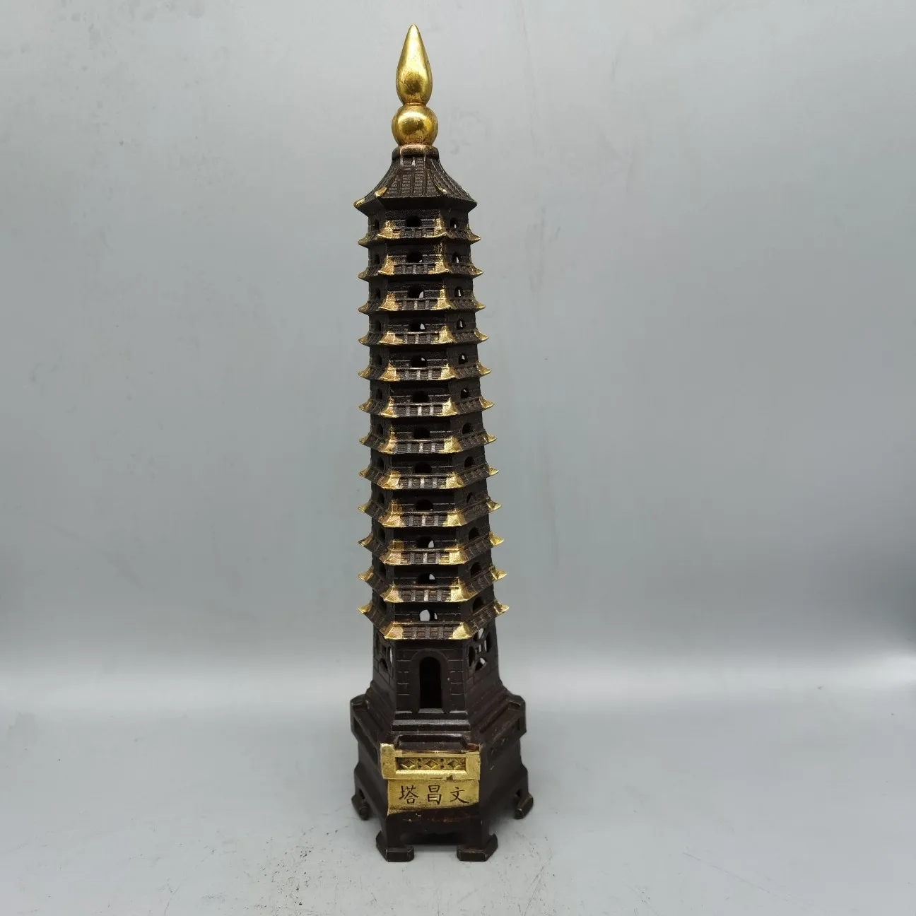 The Gilded Copper Wenchang Pagoda Is Well-Crafted, With Smooth Patina, Warm Elegant Finish, And An Overall Simple Design That Ex
The Gilded Copper Wenchang Pagoda Is Well-Crafted, With Smooth Patina, Warm Elegant Finish, And An Overall Simple Design That Ex