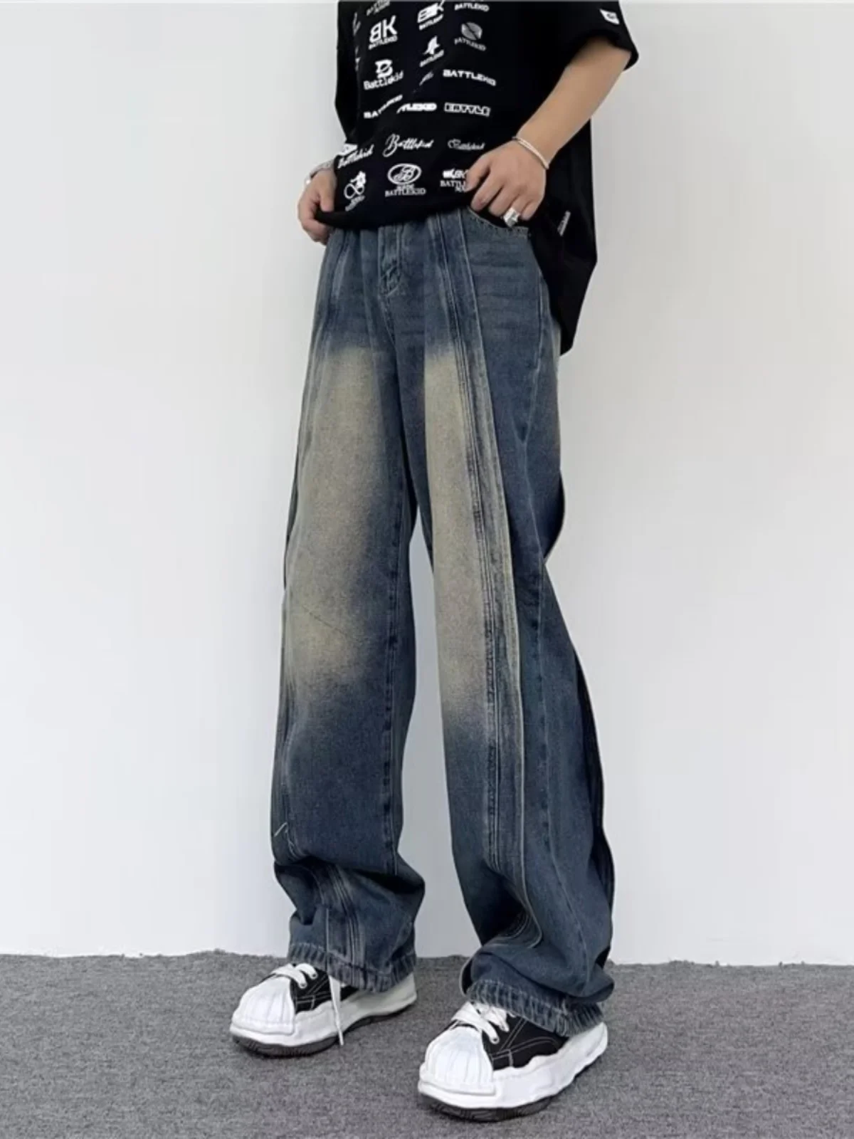 Американские ретро-джинсы в стиле пэчворк для мужчин, весна-осень, CleanFit, широкие брюки в уличном стиле, модные свободные повседневные прямые брюки
Американские ретро-джинсы в стиле пэчворк для мужчин, весна-осень, CleanFit, широкие брюки в уличном стиле, модные свободные повседневные прямые брюки