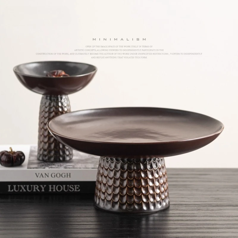 Wabi-sabi wind high-footed ceramic fruit tray tray, creative medieval home fruit storage tea table decoration ornament
Wabi-sabi wind high-footed ceramic fruit tray tray, creative medieval home fruit storage tea table decoration ornament