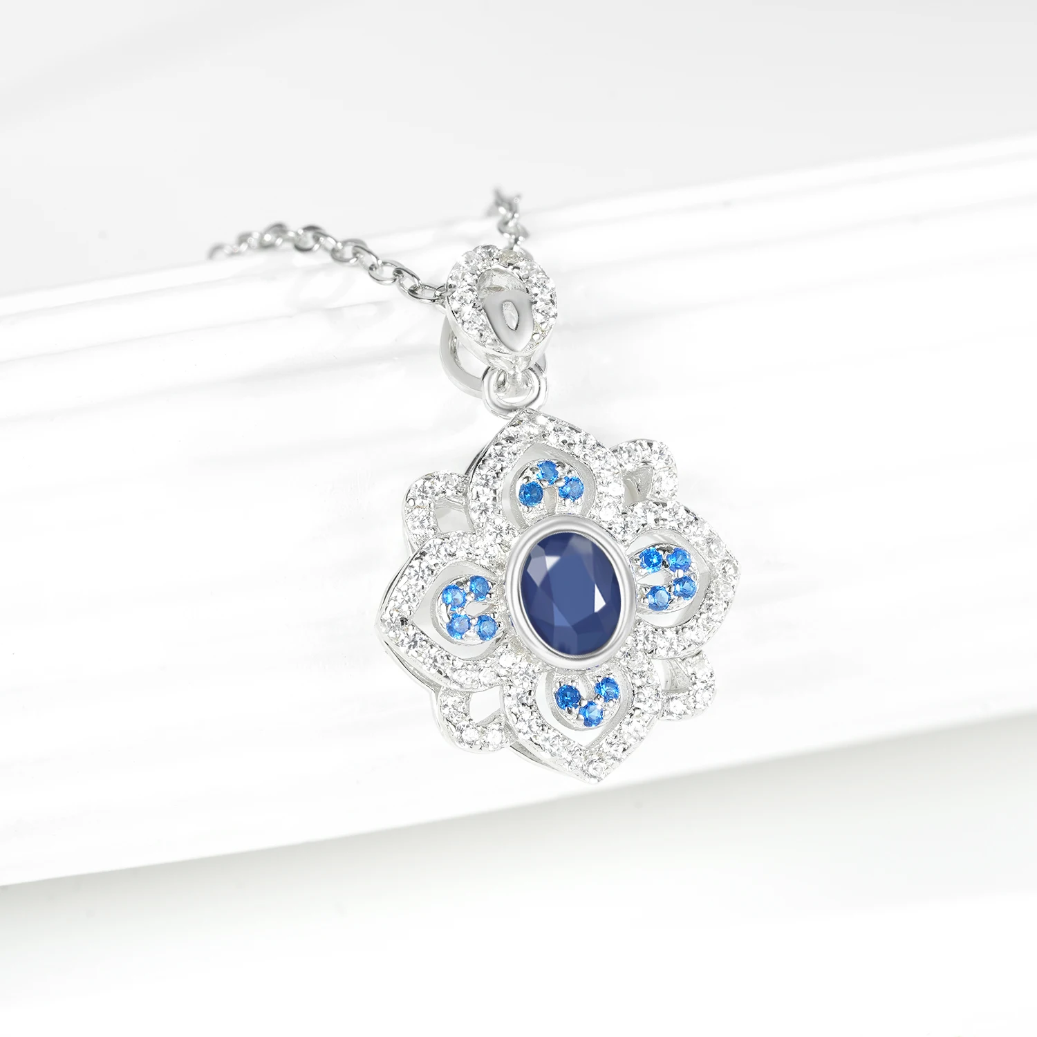 YBO Fashion Flower Pendants 100% 925 Sterling Silver Sapphire Natural Stone Jewelry Necklaces Women Luxury Party Birthday Jewels
YBO Fashion Flower Pendants 100% 925 Sterling Silver Sapphire Natural Stone Jewelry Necklaces Women Luxury Party Birthday Jewels