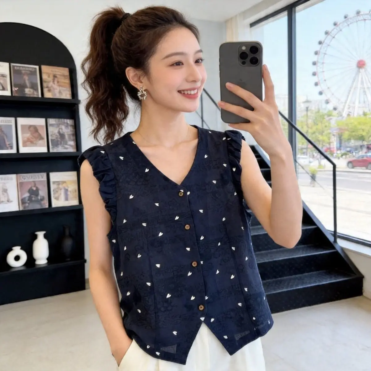 Summer Fashion V-Neck Printed Loose Lightweight Shirt Thin Transparent Fly Sleeve Casual Style Polyester Fabric Girl's Shirt
Summer Fashion V-Neck Printed Loose Lightweight Shirt Thin Transparent Fly Sleeve Casual Style Polyester Fabric Girl's Shirt