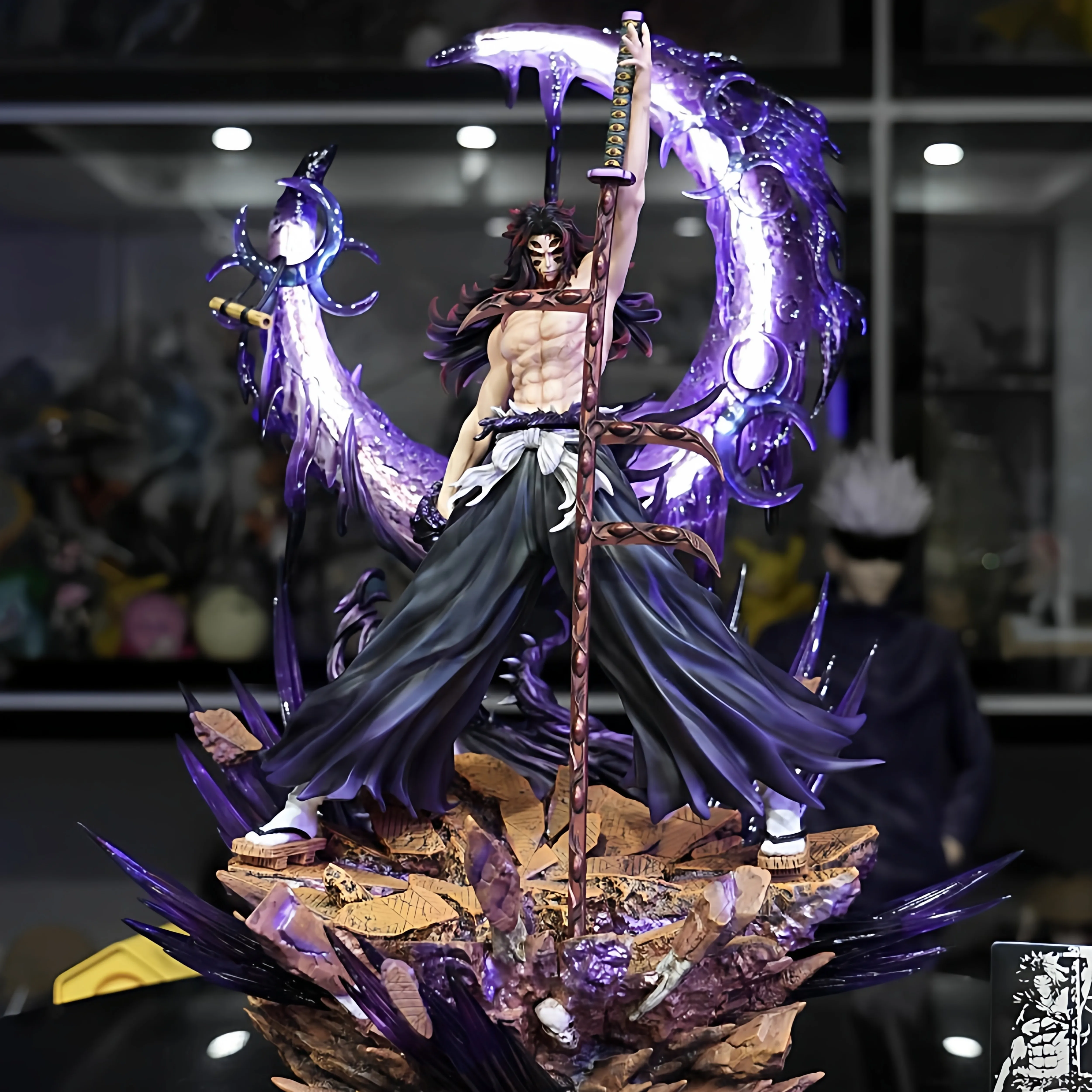 Bandai Kimetsu No Yaiba Kokushibou GK Figure Anime Statue Model Toy Demon Slayer Upper Rank One Action Figure Collectible
Bandai Kimetsu No Yaiba Kokushibou GK Figure Anime Statue Model Toy Demon Slayer Upper Rank One Action Figure Collectible