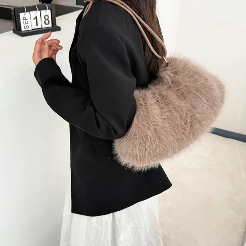 Fashionable Luxury Brand Leather Women's Shoulder Bag Famous Designer Elegant Classic Elegant Craftwork Daily Bag
Fashionable Luxury Brand Leather Women's Shoulder Bag Famous Designer Elegant Classic Elegant Craftwork Daily Bag