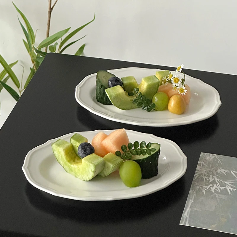 Oval Solid Ceramic Plate New Household 8 Inch Relief Lacework Exquisite Fruit Dessert Dishes Aesthetic Afternoon Tea Tableware
Oval Solid Ceramic Plate New Household 8 Inch Relief Lacework Exquisite Fruit Dessert Dishes Aesthetic Afternoon Tea Tableware