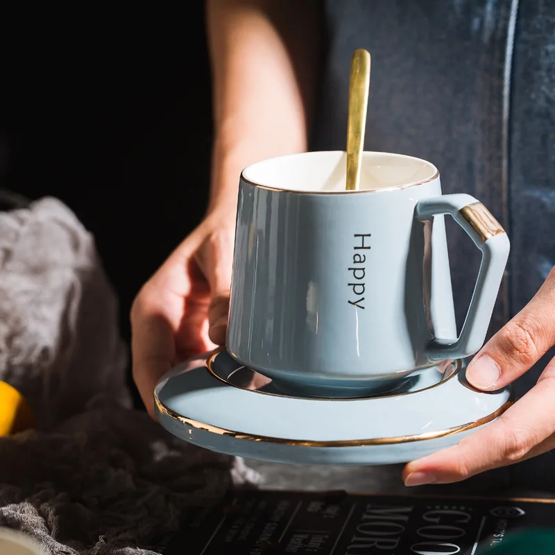 Nordic style ceramic mug gift box, couple's water cup, ear cup, coffee cup, foreign trade ceramic water cup with cover
Nordic style ceramic mug gift box, couple's water cup, ear cup, coffee cup, foreign trade ceramic water cup with cover
