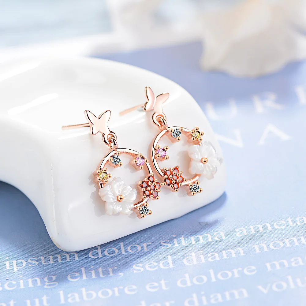 Simple Exquisite Butterfly Flower Earrings Shell Zirconia Round 925 Sterling Silver Earrings For Women oorbellen S-E777
Simple Exquisite Butterfly Flower Earrings Shell Zirconia Round 925 Sterling Silver Earrings For Women oorbellen S-E777