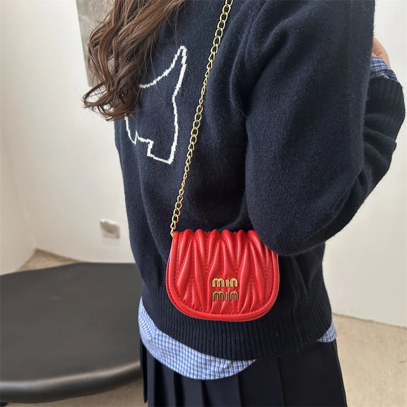 High End Elegant Women's Leather Handbag Luxury Crossbody Bag Classic Shoulder Tote Fashion Designer Style
High End Elegant Women's Leather Handbag Luxury Crossbody Bag Classic Shoulder Tote Fashion Designer Style