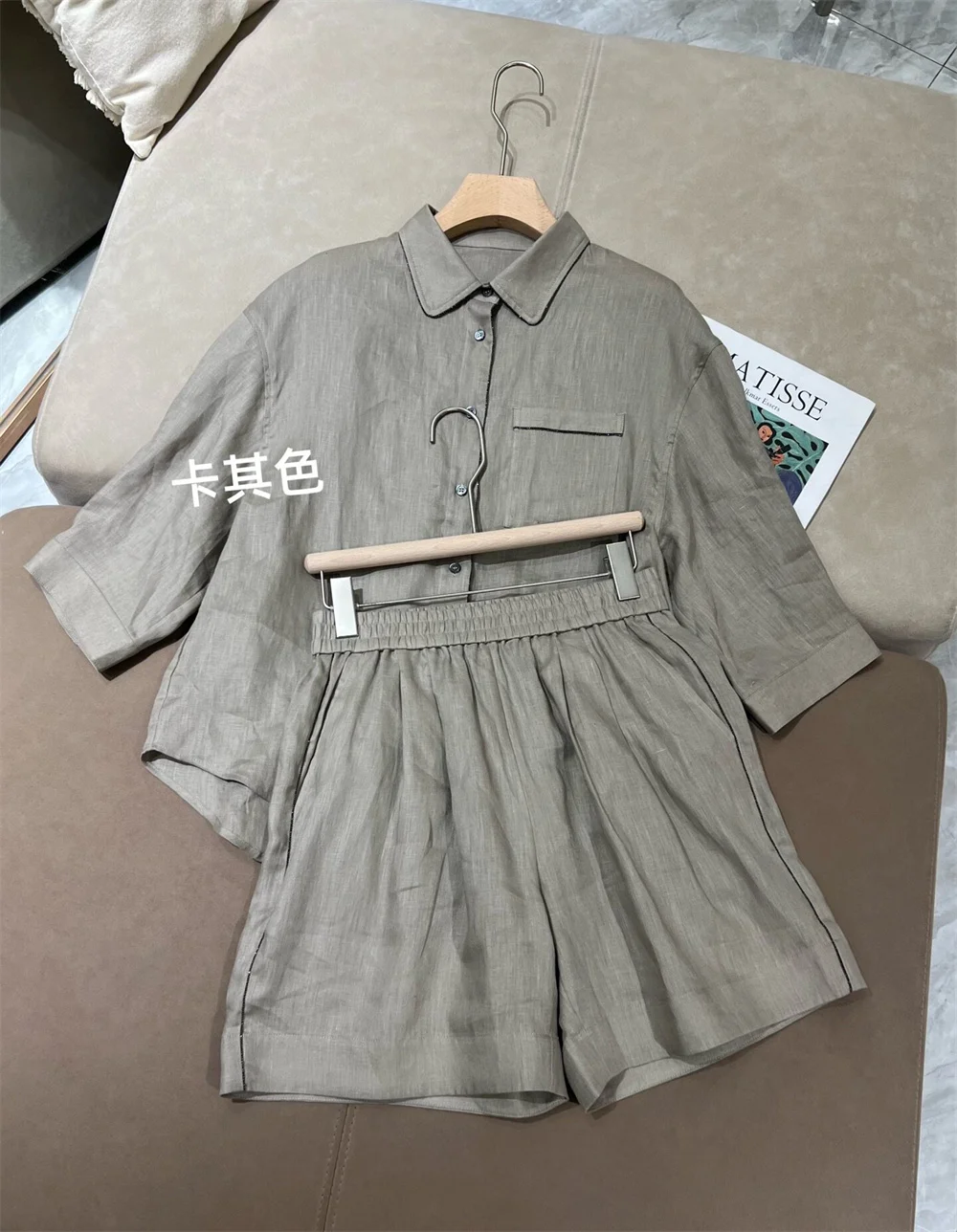 Women's Summer Clothing 2 Piece Set 100 Linen Beaded Shirt Top With Elastic-Waist Casual Shorts Suit
Women's Summer Clothing 2 Piece Set 100 Linen Beaded Shirt Top With Elastic-Waist Casual Shorts Suit