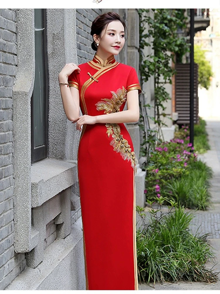 Красное длинное платье для выступлений на сцене, наряд для мамы в зрелом возрасте, национальный стиль, короткий рукав.
Красное длинное платье для выступлений на сцене, наряд для мамы в зрелом возрасте, национальный стиль, короткий рукав.