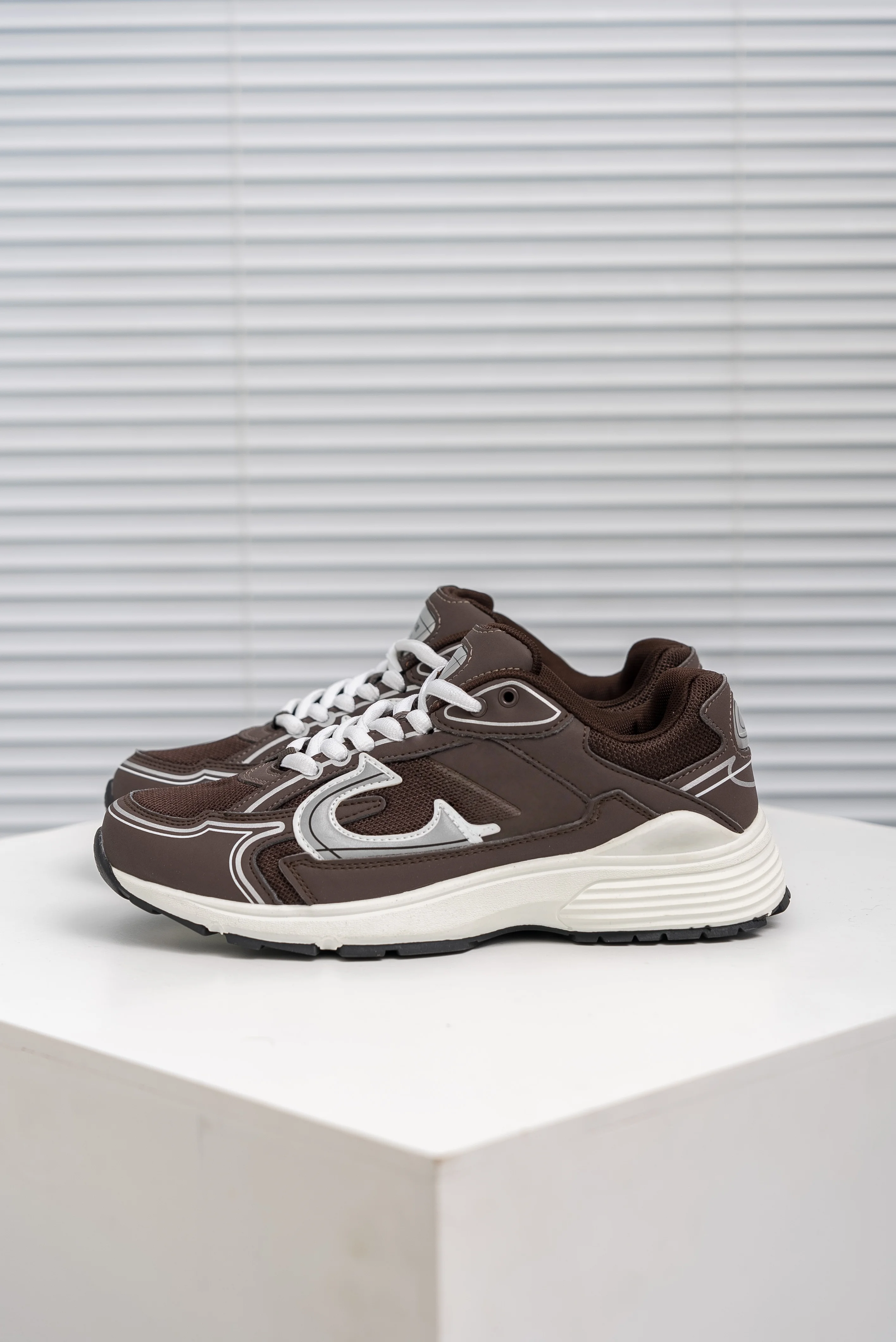 2026 Lente Zomer Mode B30 Casual Ademend Lace-Up Dikke Bodem Schoenen Mannen Ronde Patchwork Anti-Slip Platte Bodem schoenen
2026 Lente Zomer Mode B30 Casual Ademend Lace-Up Dikke Bodem Schoenen Mannen Ronde Patchwork Anti-Slip Platte Bodem schoenen