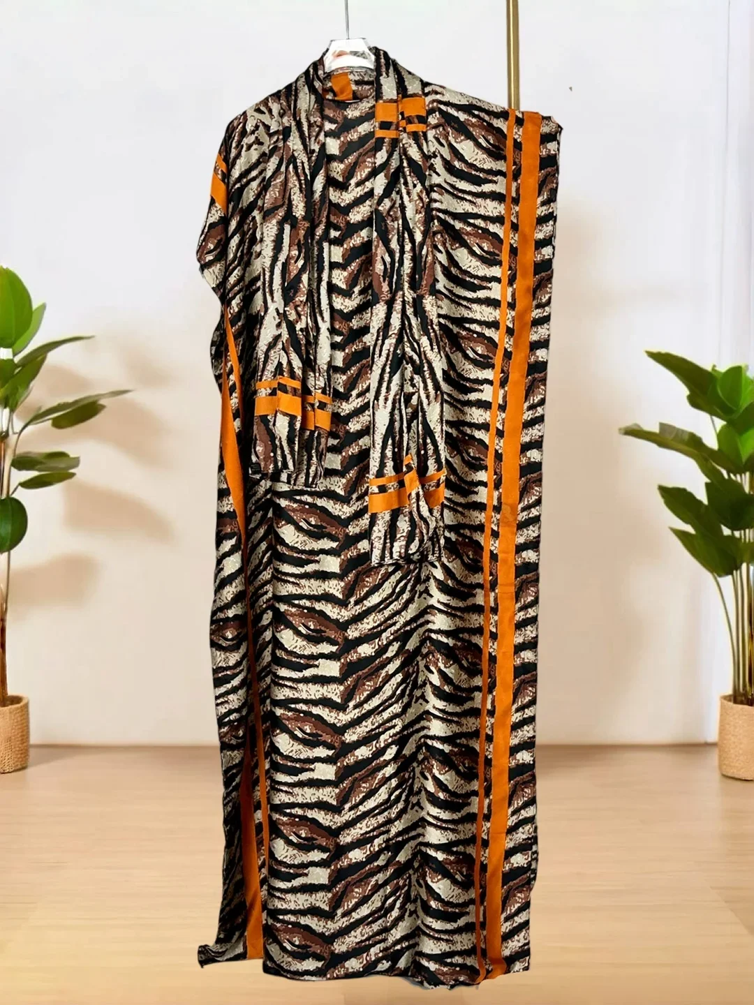 Elegant Batwing Sleeve Loose Maxi Dress - Women's Flowy Bohemian Evening Gown Casual Chic Summer Beach Dress
Elegant Batwing Sleeve Loose Maxi Dress - Women's Flowy Bohemian Evening Gown Casual Chic Summer Beach Dress