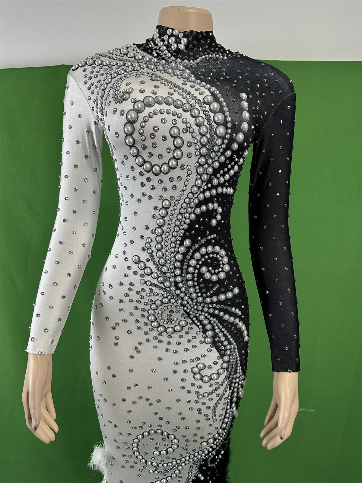Nightout Bodycon Graduation Cloth New Women Rhinestone Pearl Print Long Sleeve Birthday Queen Night Out Date Dress With Feather
Nightout Bodycon Graduation Cloth New Women Rhinestone Pearl Print Long Sleeve Birthday Queen Night Out Date Dress With Feather