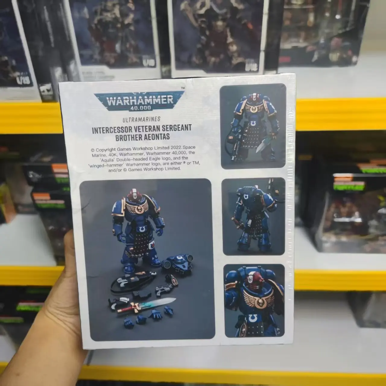 【JOYTOY】Warhammer 40K Ultramarines Intercessor Veteran Sergeant Brother Aeontas 1/18 Action Figure
【JOYTOY】Warhammer 40K Ultramarines Intercessor Veteran Sergeant Brother Aeontas 1/18 Action Figure