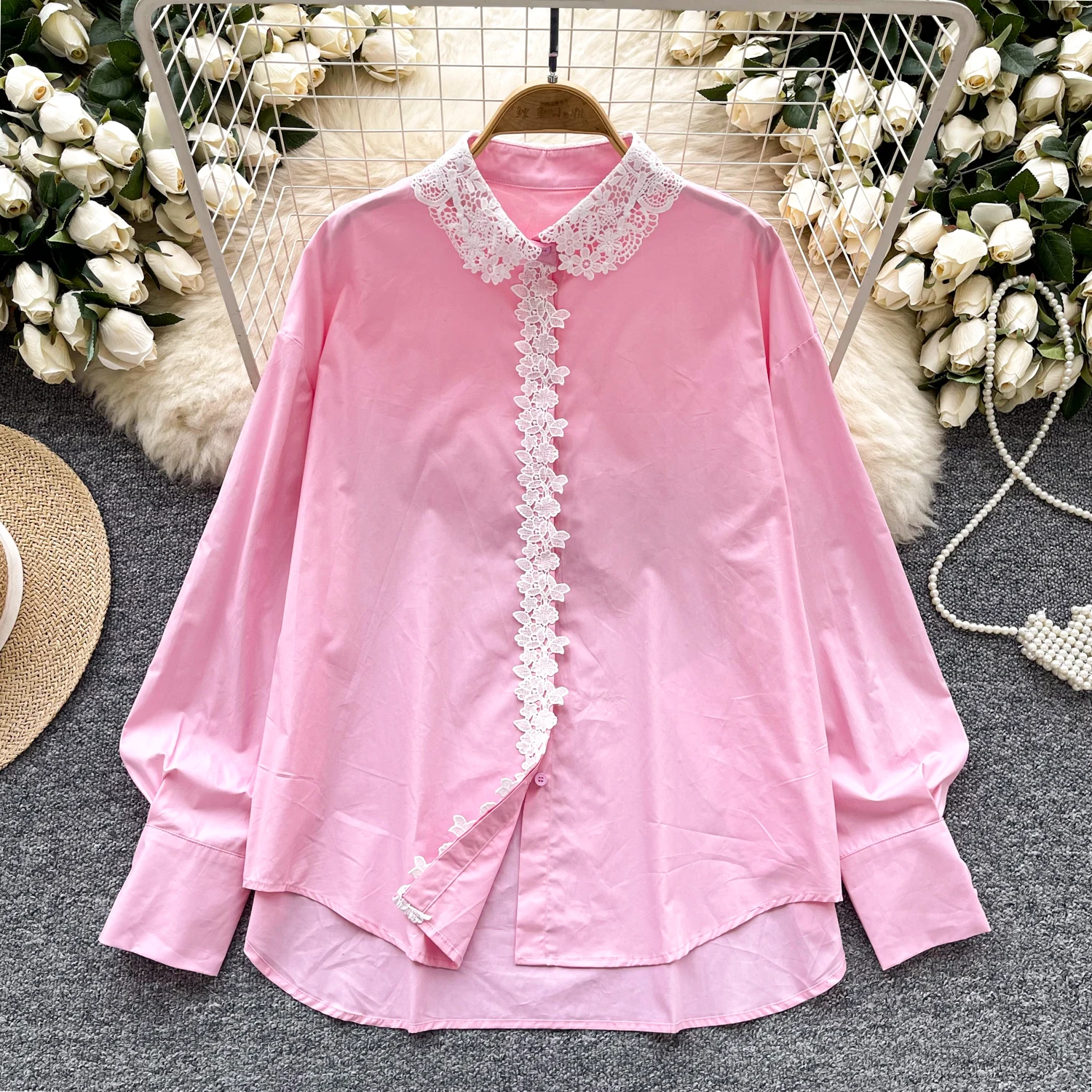 Vintage Elegant Embroidery floral lace Long Sleeve Blouse Fashion O-neck Shirt Casual Chic Top Fairy Summer women clothing
Vintage Elegant Embroidery floral lace Long Sleeve Blouse Fashion O-neck Shirt Casual Chic Top Fairy Summer women clothing