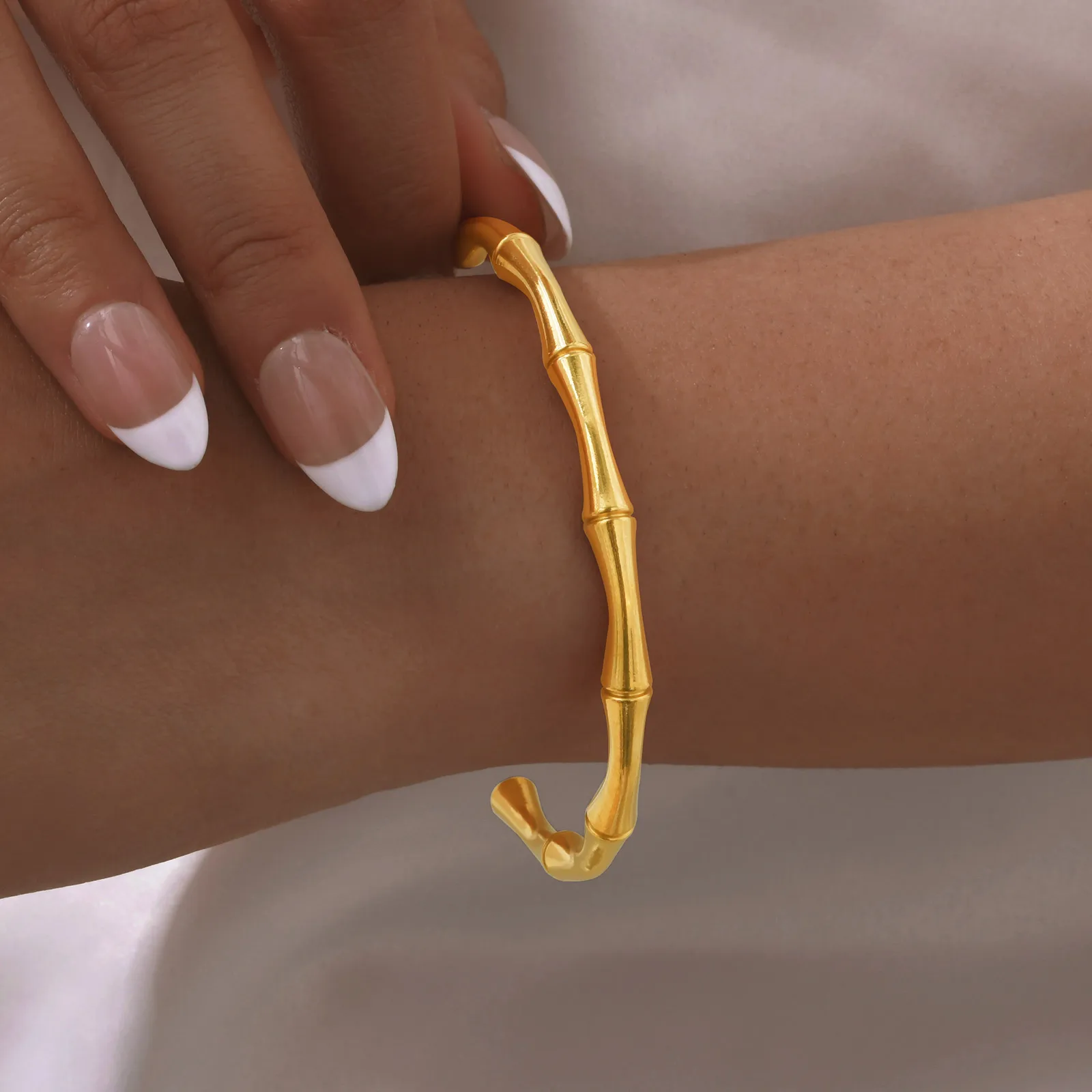 Stainless Steel Bamboo Joint Bangles for Women,Trendy Cuff Bracelet,Mother's Day Gift Fashion Party Jewelry
Stainless Steel Bamboo Joint Bangles for Women,Trendy Cuff Bracelet,Mother's Day Gift Fashion Party Jewelry