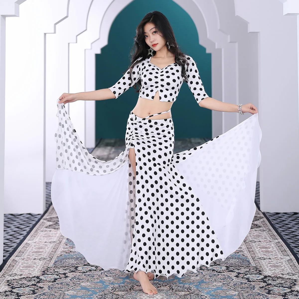 Belly Dance Performance Wear 2 Pcs Set Polka Dot Top & Skirt Suit For Adult Ladies
Belly Dance Performance Wear 2 Pcs Set Polka Dot Top & Skirt Suit For Adult Ladies