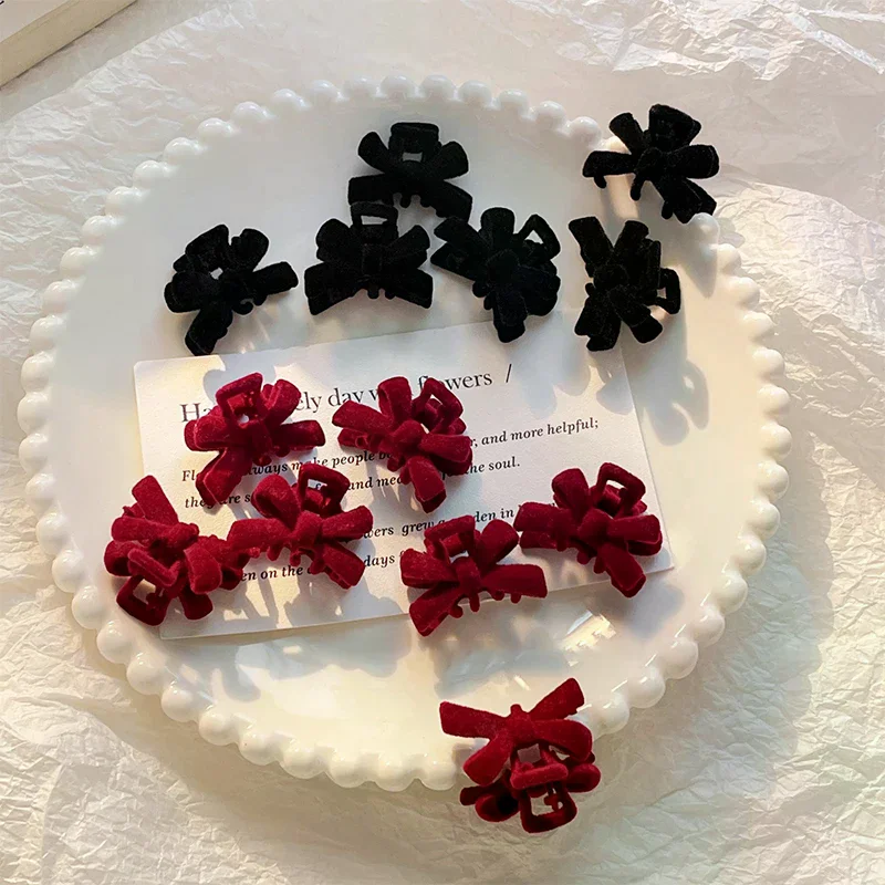 1Pair Red Velvet Hair Claw Bow Tie Small Hair Grip Women Hair Clip Hairpins Girls Hair Crab Valentine's Day Gift
1Pair Red Velvet Hair Claw Bow Tie Small Hair Grip Women Hair Clip Hairpins Girls Hair Crab Valentine's Day Gift