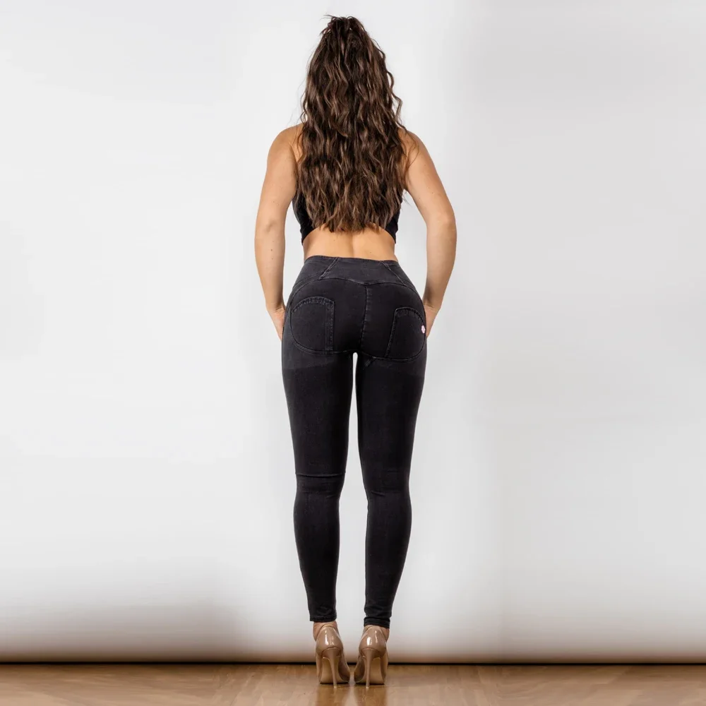 Shascullfites Melody High-Waisted Button Style Black Denim Jeans for Women Stretchy Straight Leg Fit Comfortable Casual Jeans
Shascullfites Melody High-Waisted Button Style Black Denim Jeans for Women Stretchy Straight Leg Fit Comfortable Casual Jeans