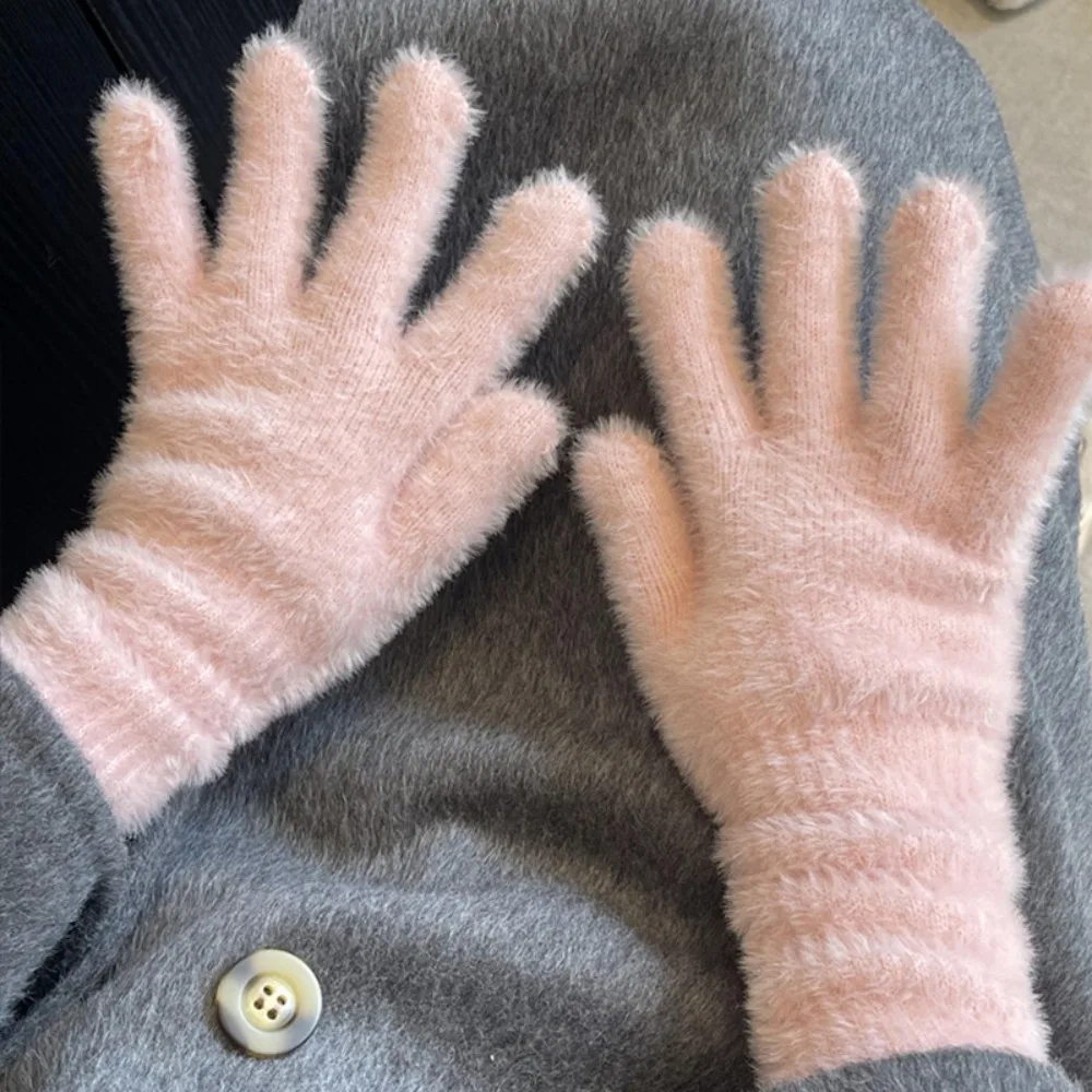 Cute Touch Screen Knitting Gloves Thicken Warm Elastic Soft Plush Gloves All Finger Knitted Mittens for Cycling Driving
Cute Touch Screen Knitting Gloves Thicken Warm Elastic Soft Plush Gloves All Finger Knitted Mittens for Cycling Driving