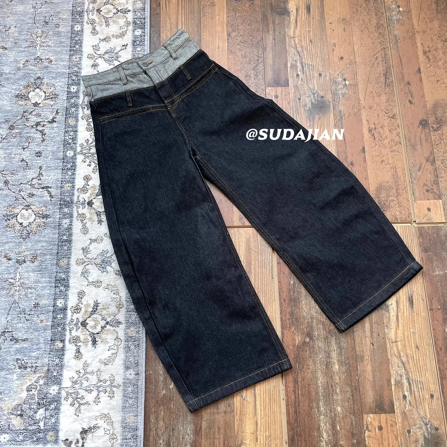 Cleanfit Double Waist Head Fake Two-Piece Jeans Loose Fit Men's Women's Design Bent Knife Long Pants Casual Straight Leg Jeans
Cleanfit Double Waist Head Fake Two-Piece Jeans Loose Fit Men's Women's Design Bent Knife Long Pants Casual Straight Leg Jeans