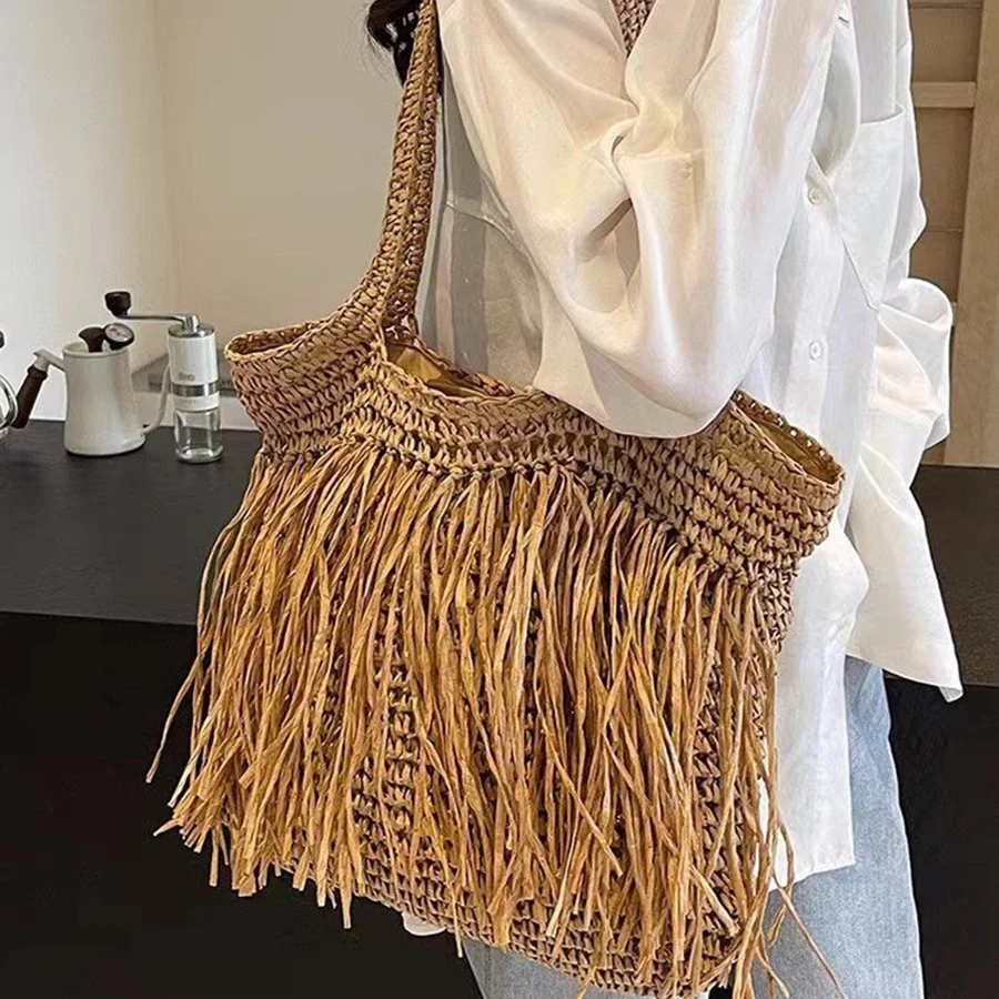 Chic fringed hand-woven straw totes bag fashion large-capacity single-shoulder bag for beach vacation women zip handbags bolsas
Chic fringed hand-woven straw totes bag fashion large-capacity single-shoulder bag for beach vacation women zip handbags bolsas