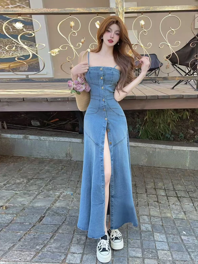 Daily Wear Sexy Single Buttonless Sleeveless Fashionable Denim Halter Dress High Waist Split Slim Fit City Commute Dress
Daily Wear Sexy Single Buttonless Sleeveless Fashionable Denim Halter Dress High Waist Split Slim Fit City Commute Dress