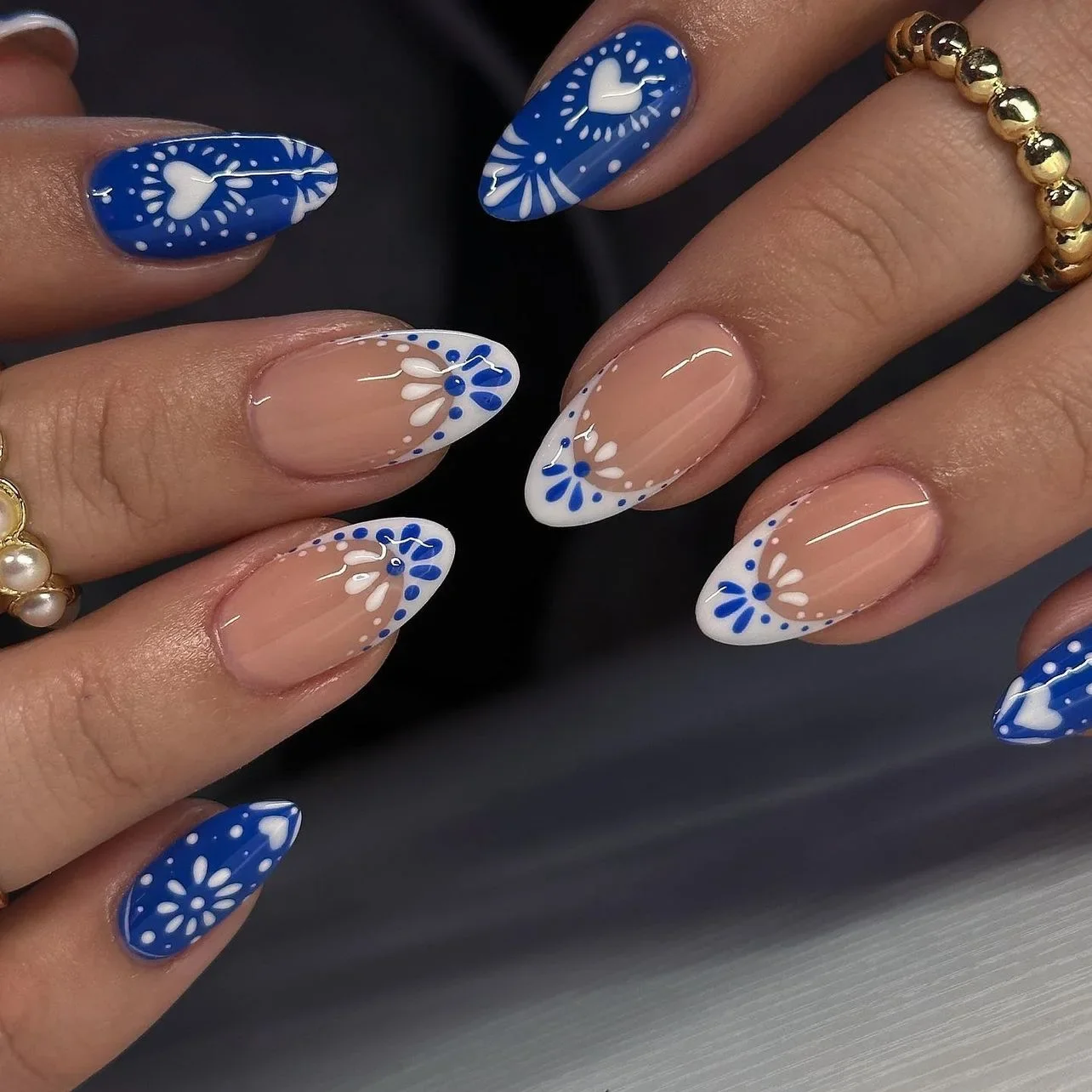 Chic Ethnic Blue White Love Heart Totems French Almond Fake Nails Art False Nail Bohemian Charm Tip Press on Nails Manicure Tool
Chic Ethnic Blue White Love Heart Totems French Almond Fake Nails Art False Nail Bohemian Charm Tip Press on Nails Manicure Tool
