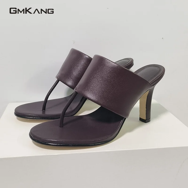 Fashion Women Leather Flip Flops, Minimalist Open Toe T-strap Casual Summer Sandals for Ladies
Fashion Women Leather Flip Flops, Minimalist Open Toe T-strap Casual Summer Sandals for Ladies