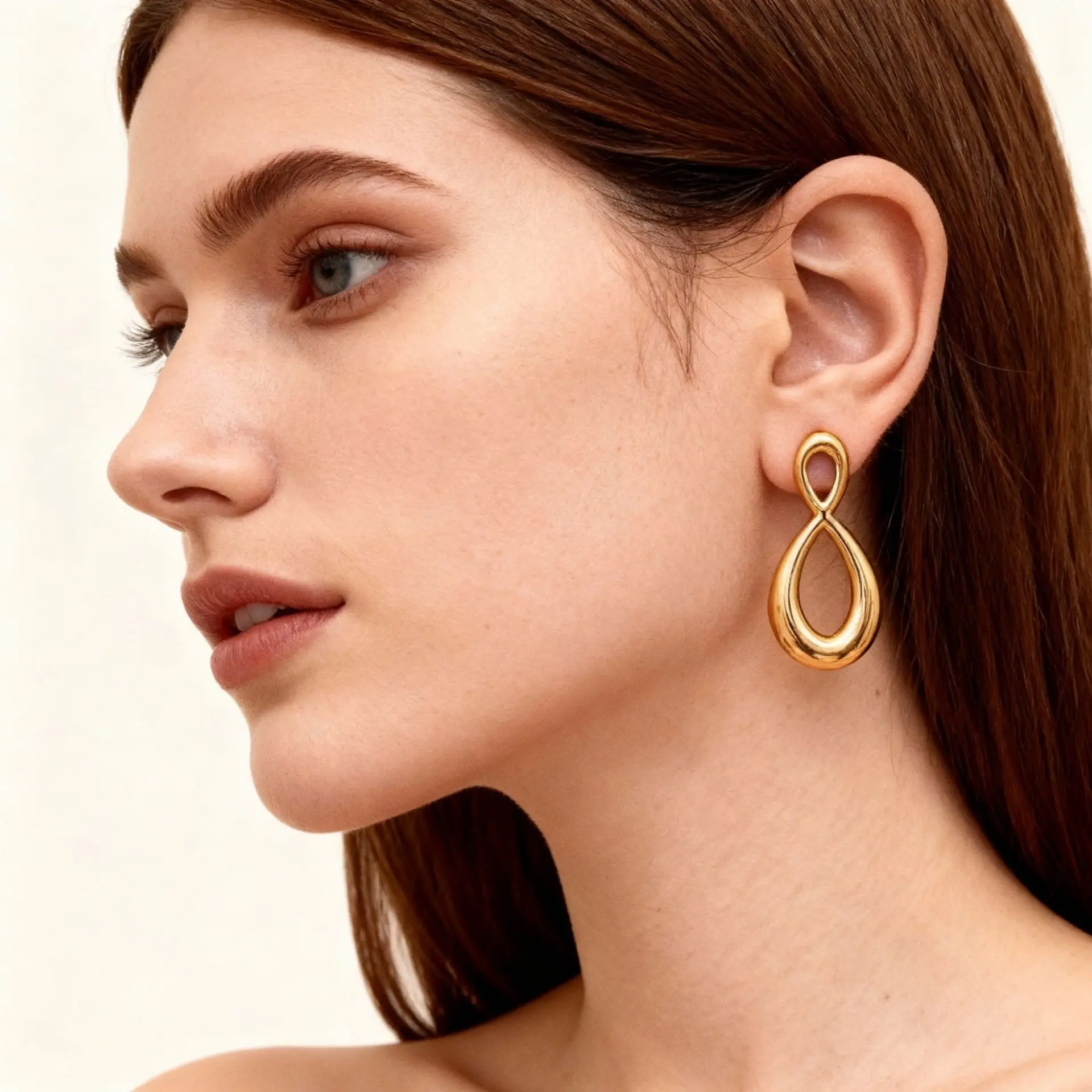 PVD Gold Plated Two-Tone Geometric Figure 8 Earrings Stainless Steel Hypoallergenic Light Luxury Colorfast Fashion Jewelry Women
PVD Gold Plated Two-Tone Geometric Figure 8 Earrings Stainless Steel Hypoallergenic Light Luxury Colorfast Fashion Jewelry Women