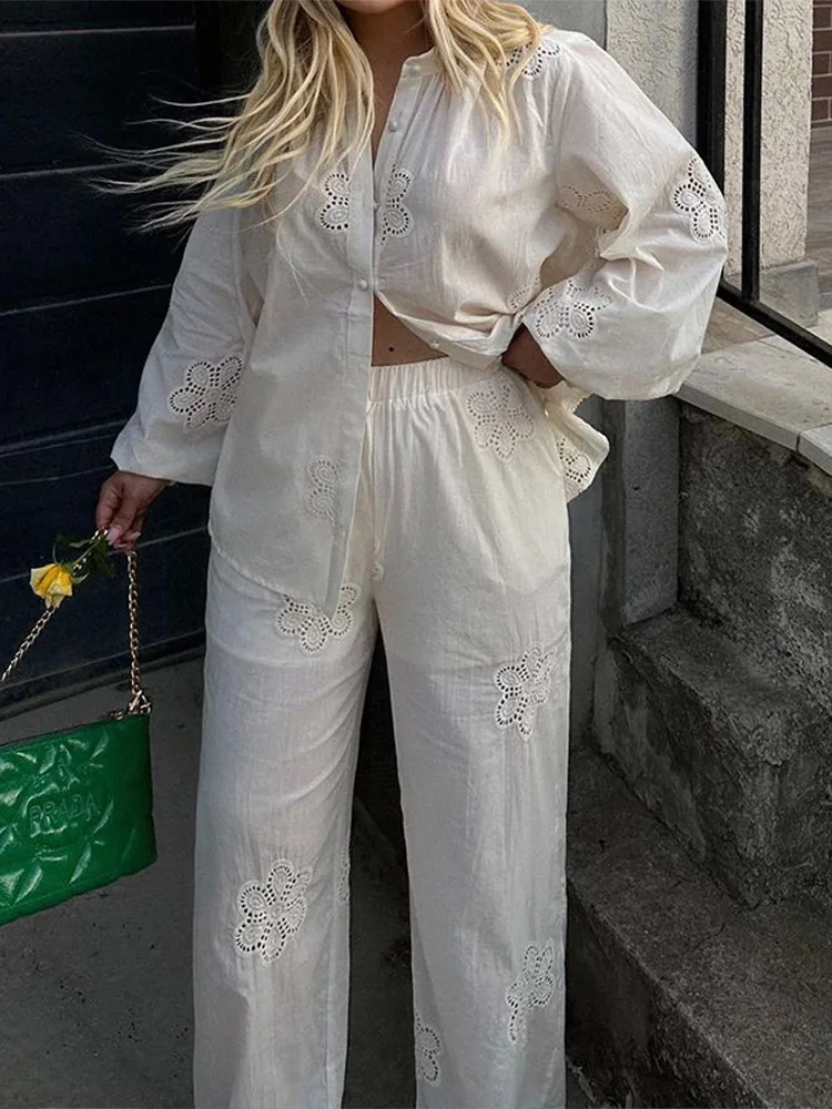 Embroidery Hollow Women 's Pant Suit Laple Single Breasted Full Sleeve Shirts Wide Leg Pants Female 2 Pieces Summer Matching Set
Embroidery Hollow Women 's Pant Suit Laple Single Breasted Full Sleeve Shirts Wide Leg Pants Female 2 Pieces Summer Matching Set