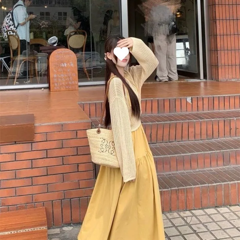 Gentle Style Set Women Summer Korean Style Hollow Out Sunscreen Cover-Up Layered Yellow Strap Dress Fashion Two-Piece Set
Gentle Style Set Women Summer Korean Style Hollow Out Sunscreen Cover-Up Layered Yellow Strap Dress Fashion Two-Piece Set