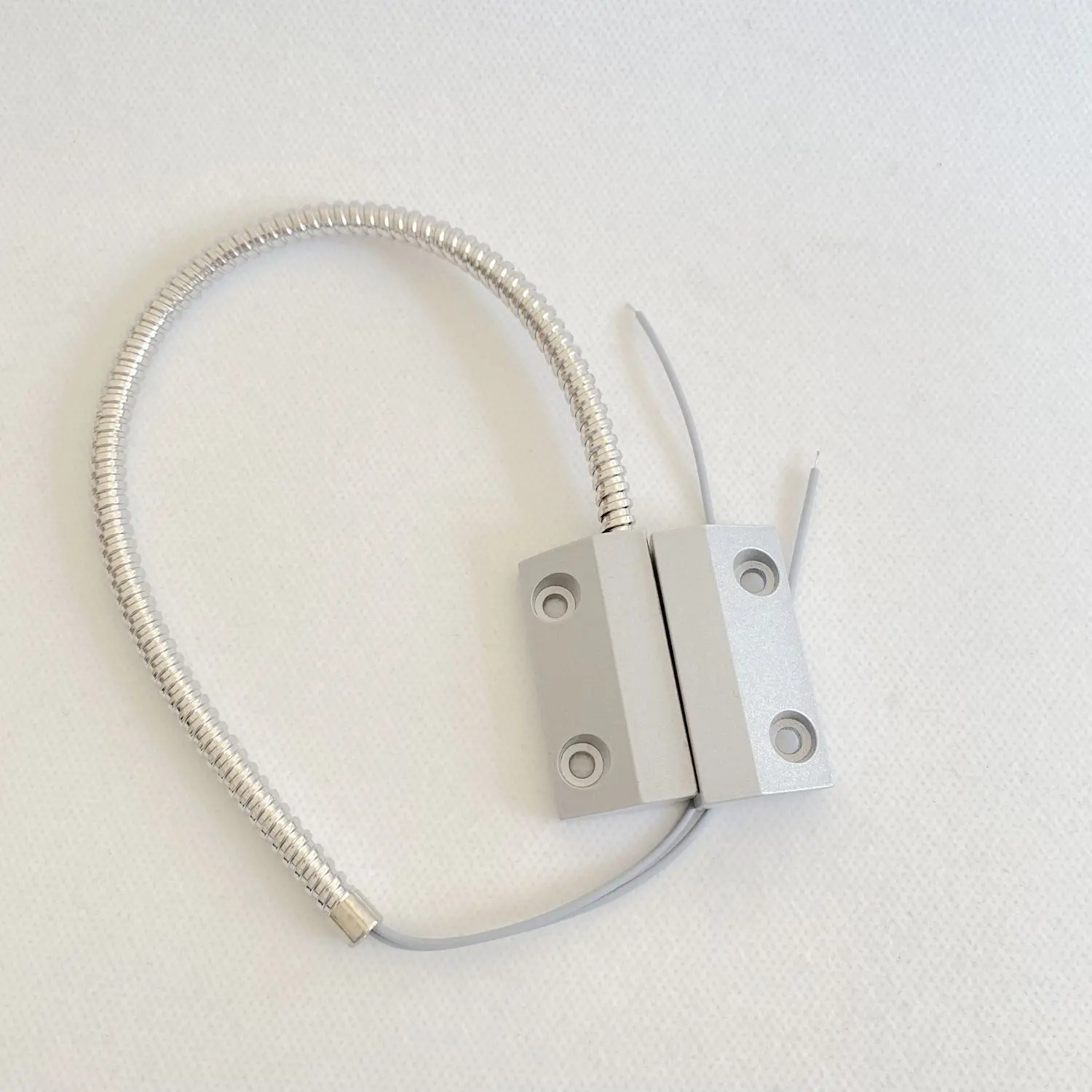 Wired Magnetic Door Window Sensor NC NO Output Contact Detector Security Alarm System
Wired Magnetic Door Window Sensor NC NO Output Contact Detector Security Alarm System