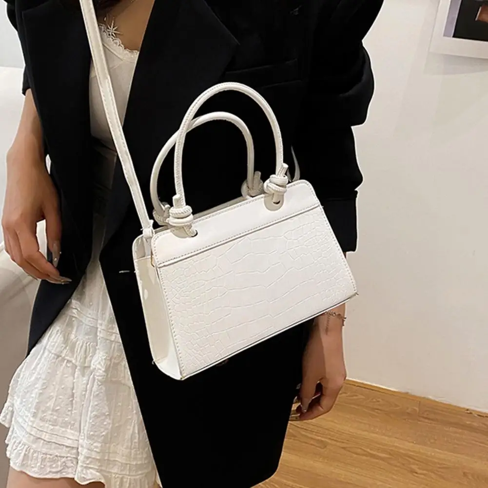 Casual Commuter Bag Shoulder Bag with Detachable Strap And Top Handle Handbag for Commuting Dating Daily Use
Casual Commuter Bag Shoulder Bag with Detachable Strap And Top Handle Handbag for Commuting Dating Daily Use
