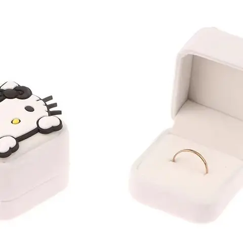Sanrio Hello Kitty коробка для колец исповедь подарок предложение исповедь коробка для колец мультяшное кольцо для пары бархатная шкатулка для драгоценностей подарок подруге
Sanrio Hello Kitty коробка для колец исповедь подарок предложение исповедь коробка для колец мультяшное кольцо для пары бархатная шкатулка для драгоценностей подарок подруге