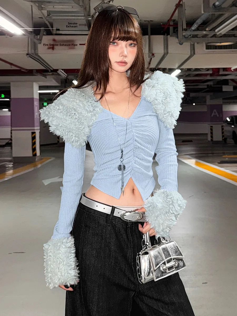 Sisjuly Blue Bell Long Sleeve Slim Fit T-Shirt Women's Elegant Pleated Asymmetrical Fashionable Bell Sleeve Top
Sisjuly Blue Bell Long Sleeve Slim Fit T-Shirt Women's Elegant Pleated Asymmetrical Fashionable Bell Sleeve Top