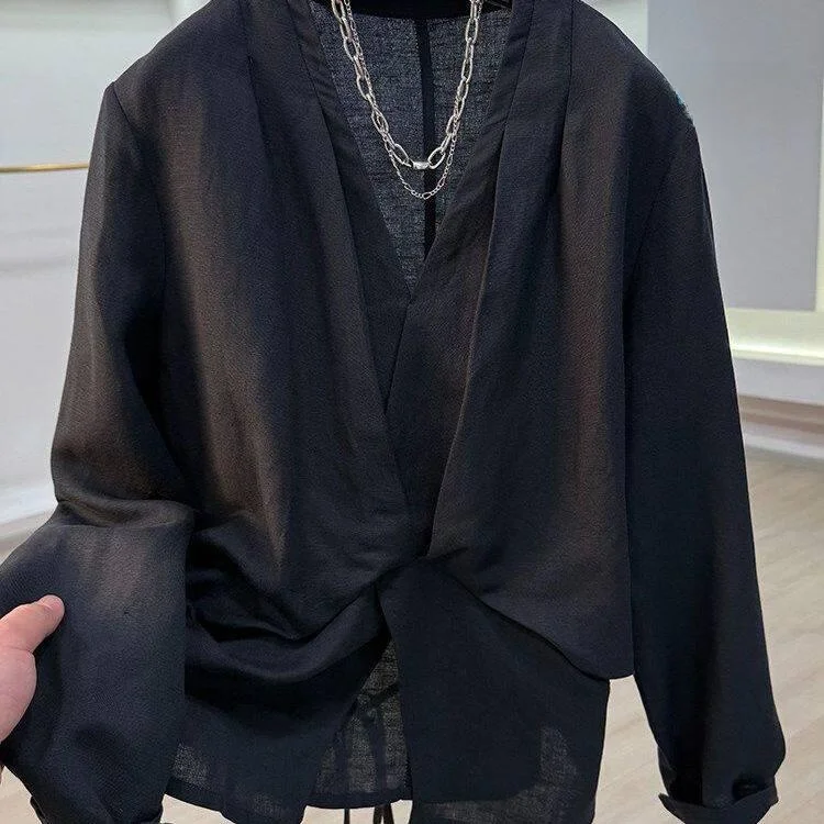 Summer Loose Fit V-Neck Long Sleeve Shirt Men's Casual Style Color Fake Two-Piece Polyester Fabric Big Size 300 Pounds
Summer Loose Fit V-Neck Long Sleeve Shirt Men's Casual Style Color Fake Two-Piece Polyester Fabric Big Size 300 Pounds