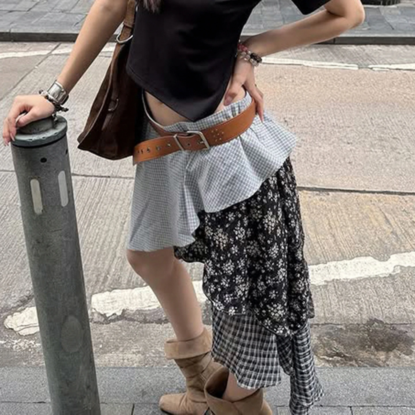 SUCHCUTE Checkered Floral Patchwork Irregular Skirt Fashion Low Waist Mid-length Skirts Y2k Aesthetic Beachwear Coquette Outfits
SUCHCUTE Checkered Floral Patchwork Irregular Skirt Fashion Low Waist Mid-length Skirts Y2k Aesthetic Beachwear Coquette Outfits
