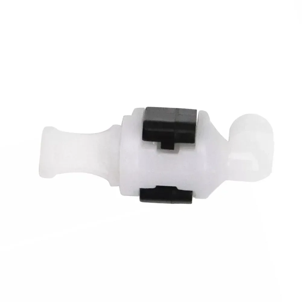1pc Car Windshield Washer Nozzle Connector Elbow Clip Head For A6 Allroad 2015-2018,A7 2012-2018, Q3 2012-2014, RS6 2017-2018
1pc Car Windshield Washer Nozzle Connector Elbow Clip Head For A6 Allroad 2015-2018,A7 2012-2018, Q3 2012-2014, RS6 2017-2018