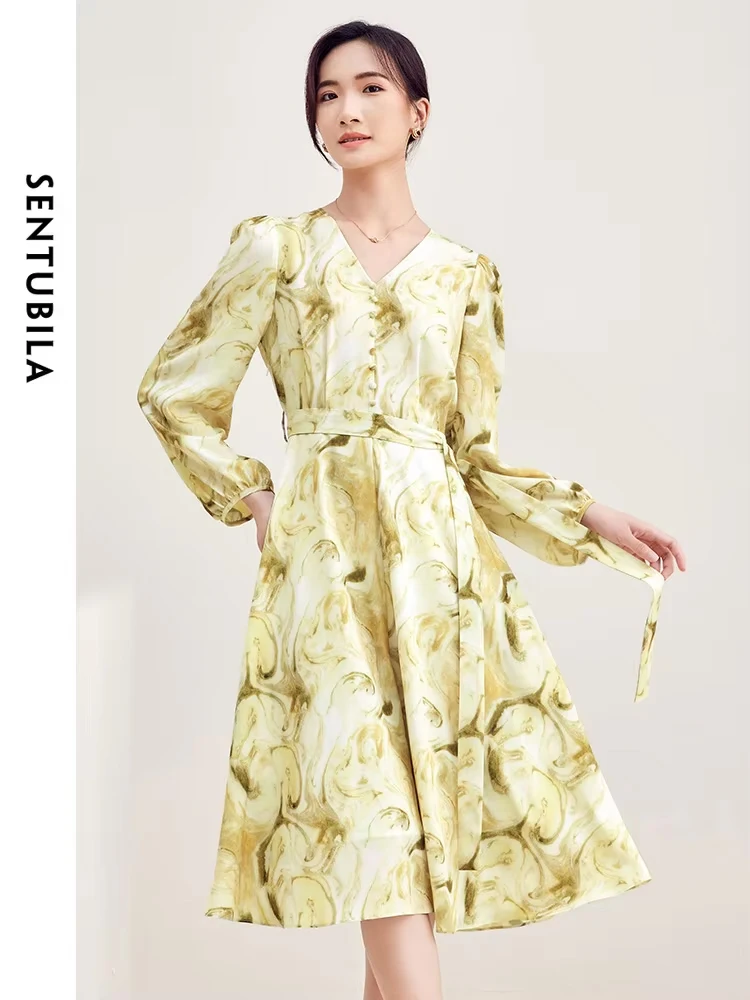 SENTUBILA Fashion Women's Dress Printed V Neck Casual Long Sleeve Lace-up Midi Skirts Casual Office Dress for Women 133L51153
SENTUBILA Fashion Women's Dress Printed V Neck Casual Long Sleeve Lace-up Midi Skirts Casual Office Dress for Women 133L51153