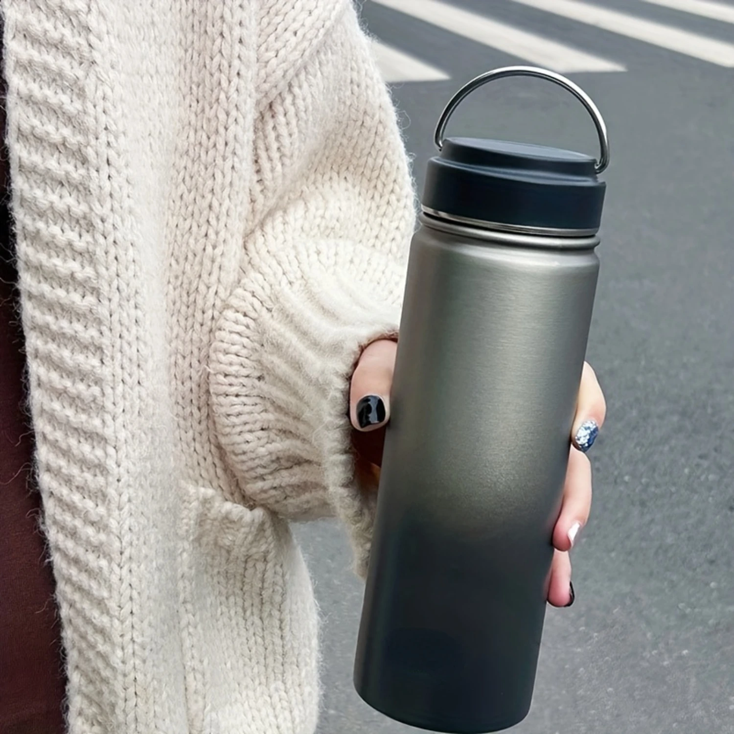 TYESO Gradient 304 Stainless Steel Insulated Water Bottle, 750ml/25.4oz, Large Capacity, Portable Handheld Thermal Carafe for Ou
TYESO Gradient 304 Stainless Steel Insulated Water Bottle, 750ml/25.4oz, Large Capacity, Portable Handheld Thermal Carafe for Ou