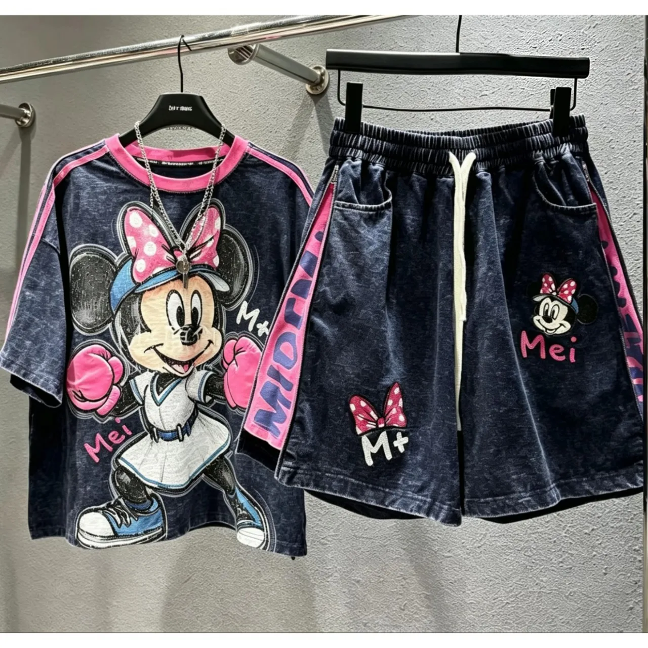 plus Size Cartoon Anime Short Sleeve T-Shirt Top with Elastic Waist Wide Leg Shorts Set 2026 New Arrival
plus Size Cartoon Anime Short Sleeve T-Shirt Top with Elastic Waist Wide Leg Shorts Set 2026 New Arrival