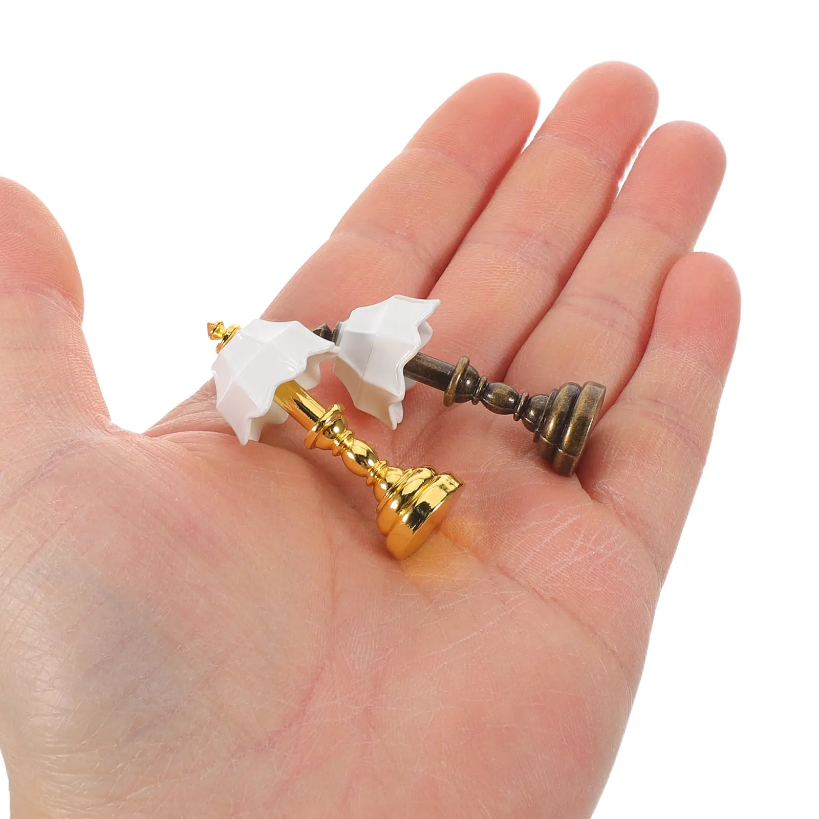 4Pcs 1 12 Scale Miniature Table Lamps Bedside Desk Light Vintage Dollhouse Lamp Accessories for Miniature Furniture Decoration
4Pcs 1 12 Scale Miniature Table Lamps Bedside Desk Light Vintage Dollhouse Lamp Accessories for Miniature Furniture Decoration