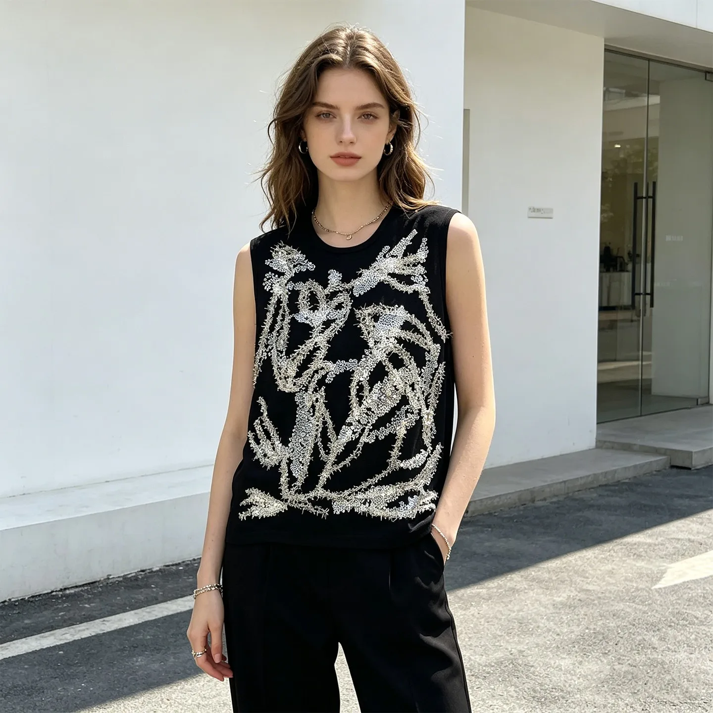 2026 Spring/Summer Heavy-Duty Sequined Knit Vest, Retro Style, Simple Women's Top, Sleeveless
2026 Spring/Summer Heavy-Duty Sequined Knit Vest, Retro Style, Simple Women's Top, Sleeveless