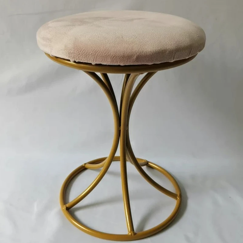 Розовый бархатный пуфик для туалетного столика, современный мягкий стул для макияжа с удобной подушкой, для туалетного столика, салона маникюра, домашнего декора
Розовый бархатный пуфик для туалетного столика, современный мягкий стул для макияжа с удобной подушкой, для туалетного столика, салона маникюра, домашнего декора